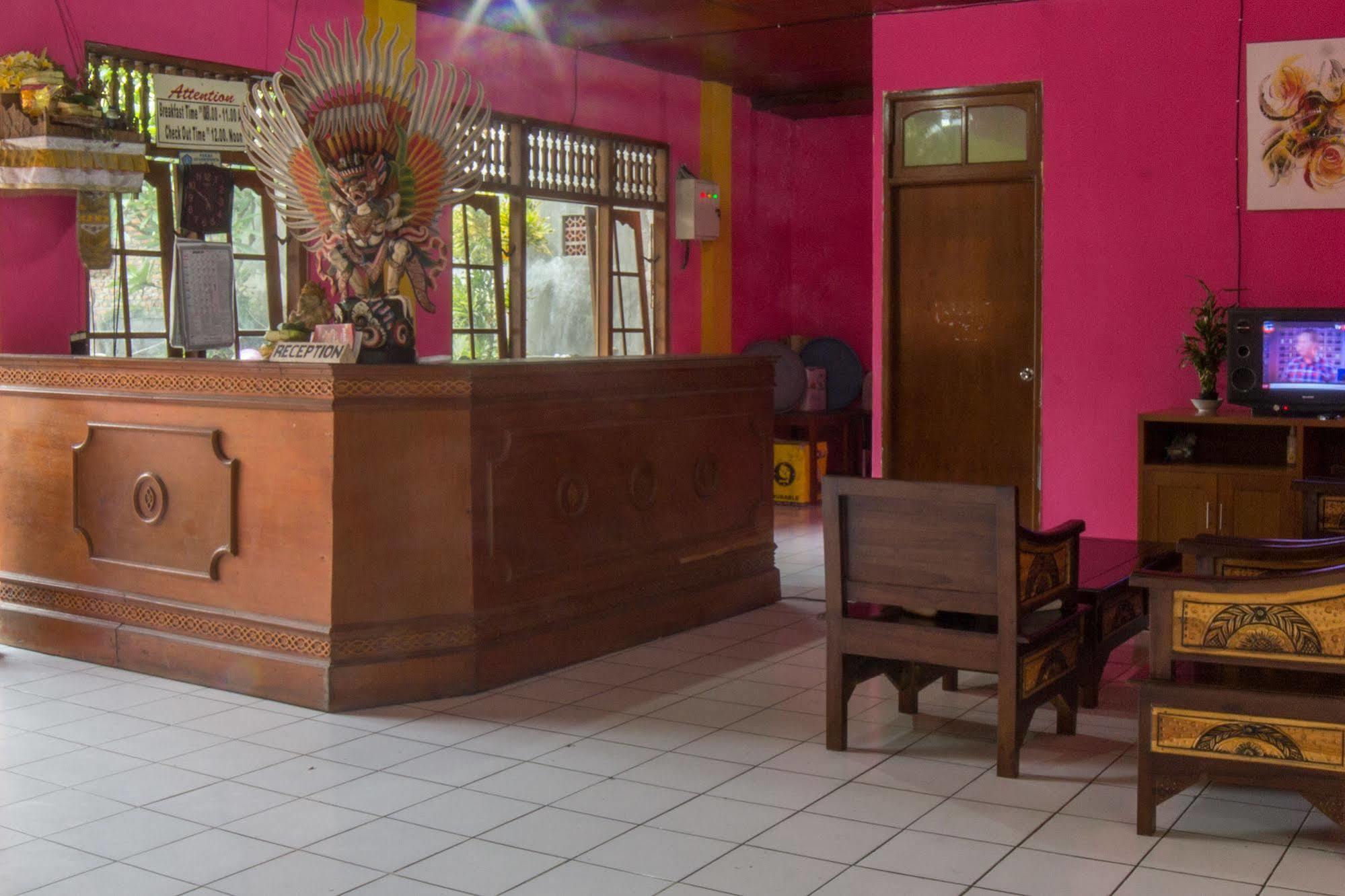 Beneyasa Beach Inn 2 Kuta Lombok Buitenkant foto